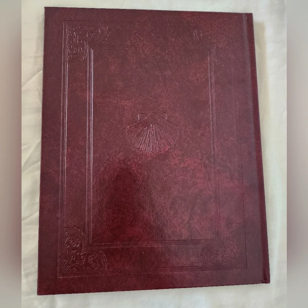 The Apostles by Kenneth Wyatt Hardcover 1989